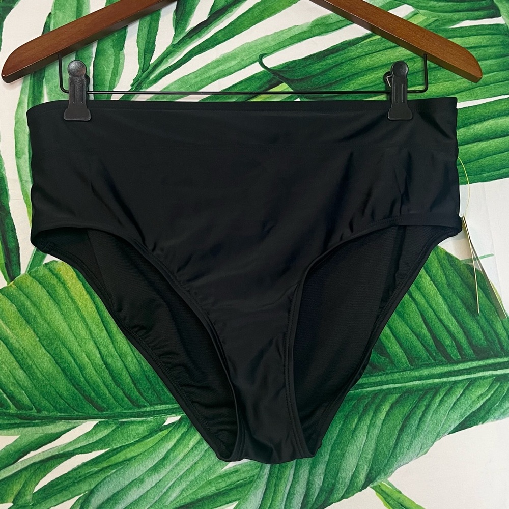 NWT All In Motion Women’s Large Beach Pool Minimalist Classic Swim Bikini Bottom